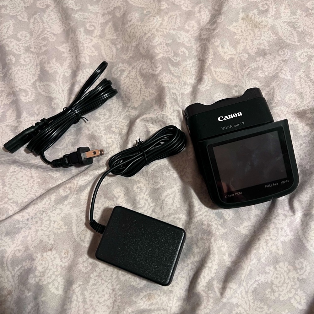 Canon Vixia mini X